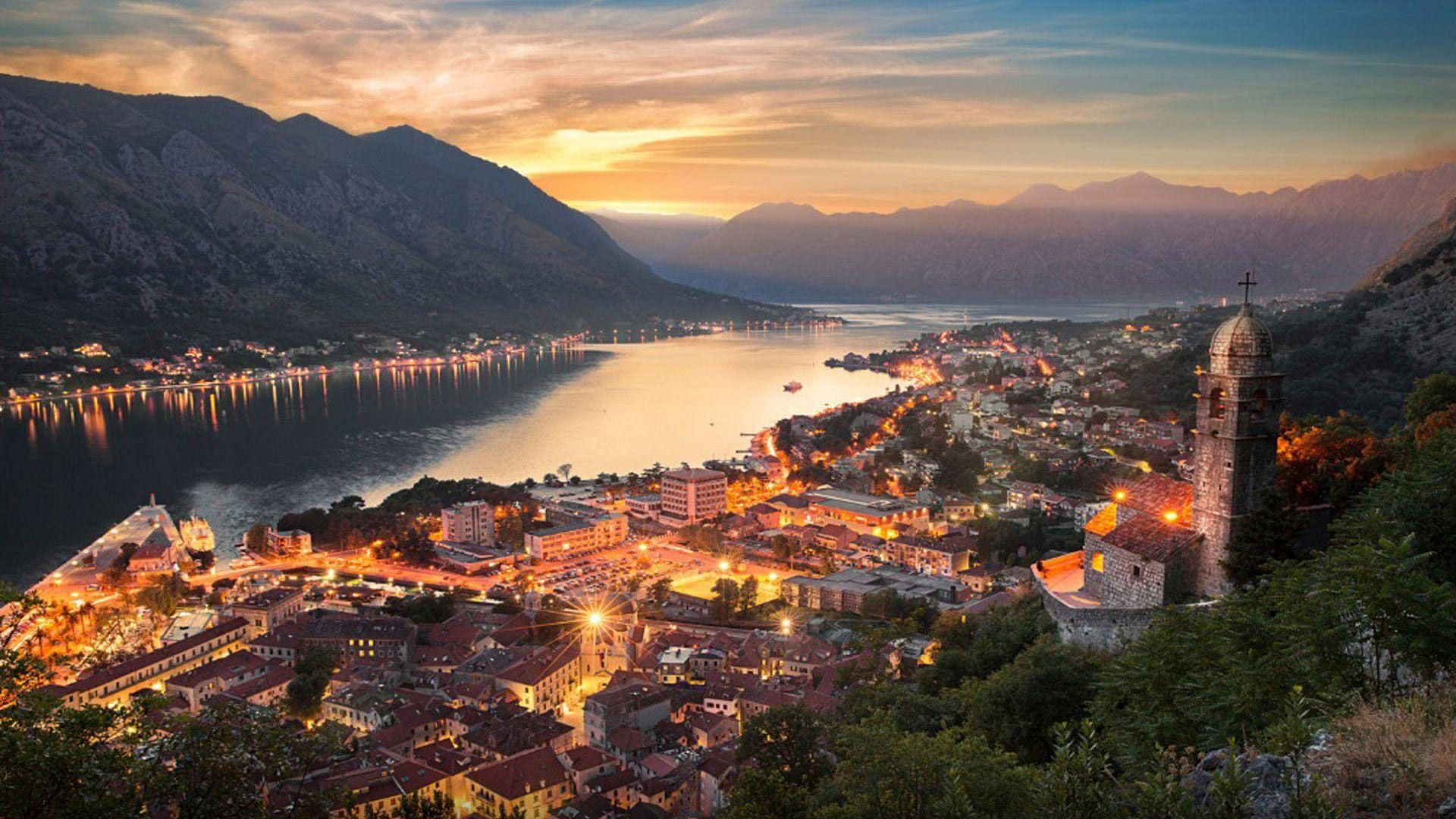 With PayPorter, you can make fast, easy and safe money transfers to Montenegro at the most affordable prices!