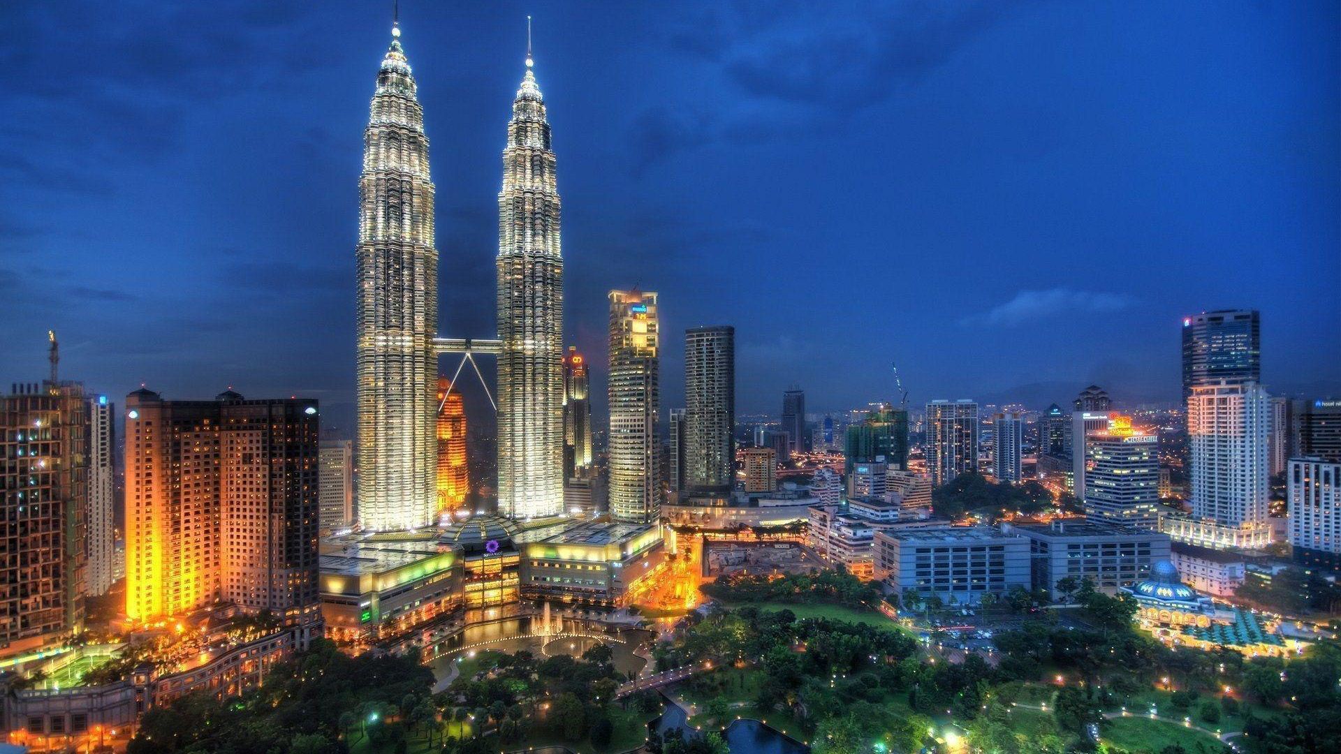 With PayPorter, you can make fast, easy and safe money transfers to  Malaysia at the most affordable prices!
